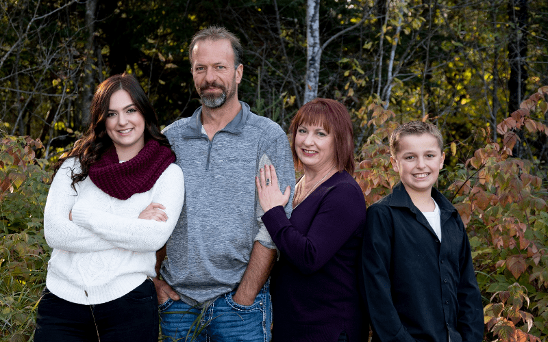 Patricia and Jamie Poohachoff with children