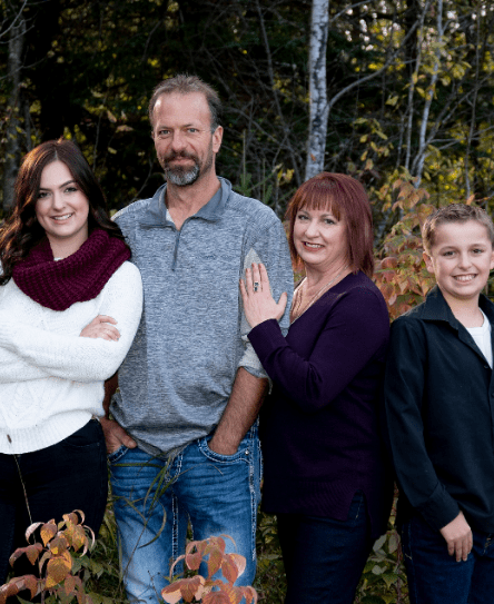 Patricia and Jamie Poohachoff with children