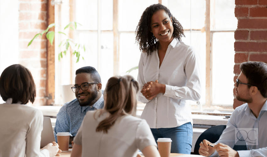 female color consultant speaking at workshop