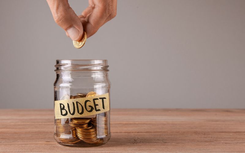 Budgeting tips to help clients Feature Image